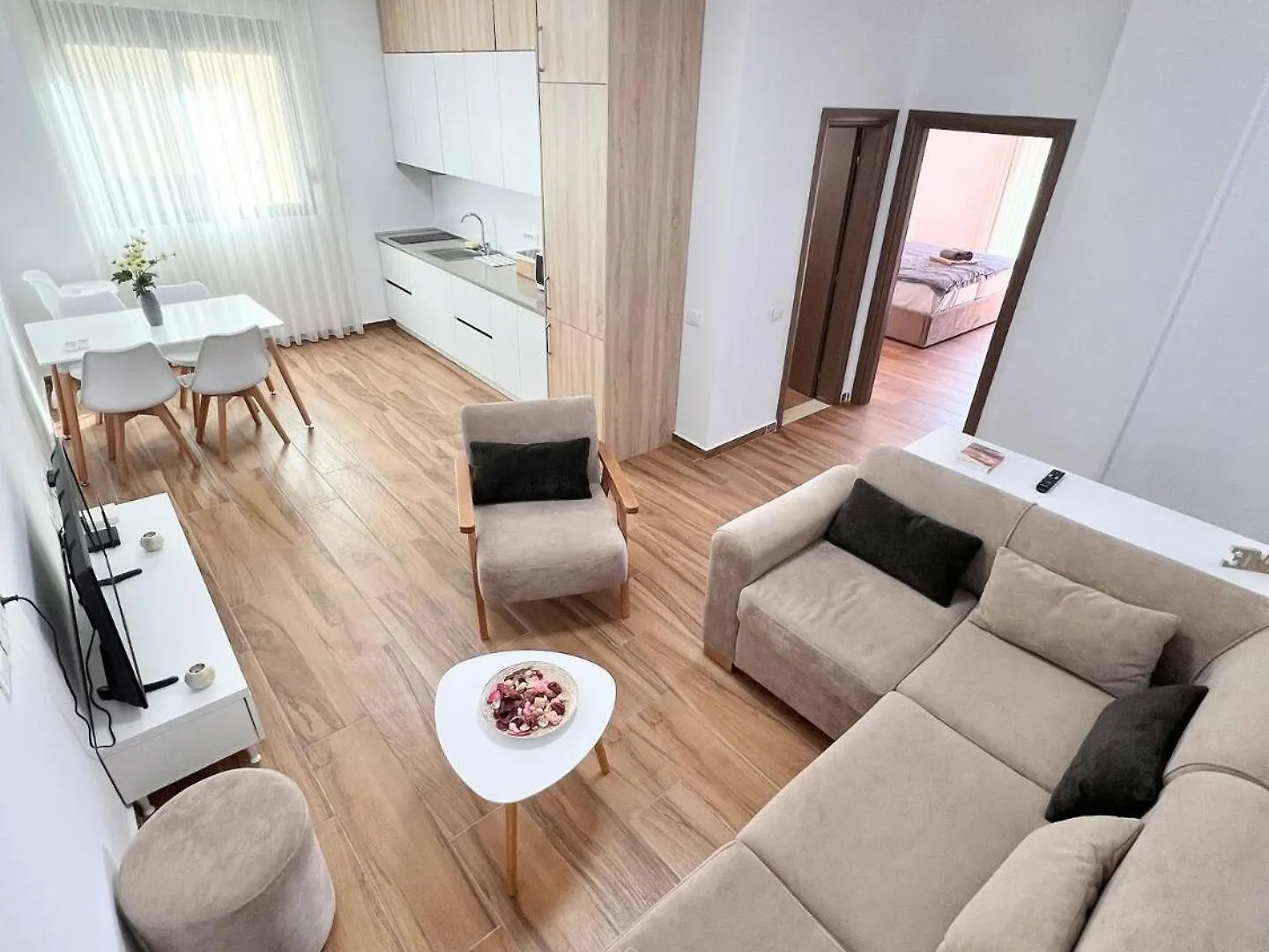 Waterbom Apartment By Adriatic Living Durrës